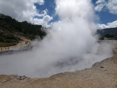 Kawah Sikidang