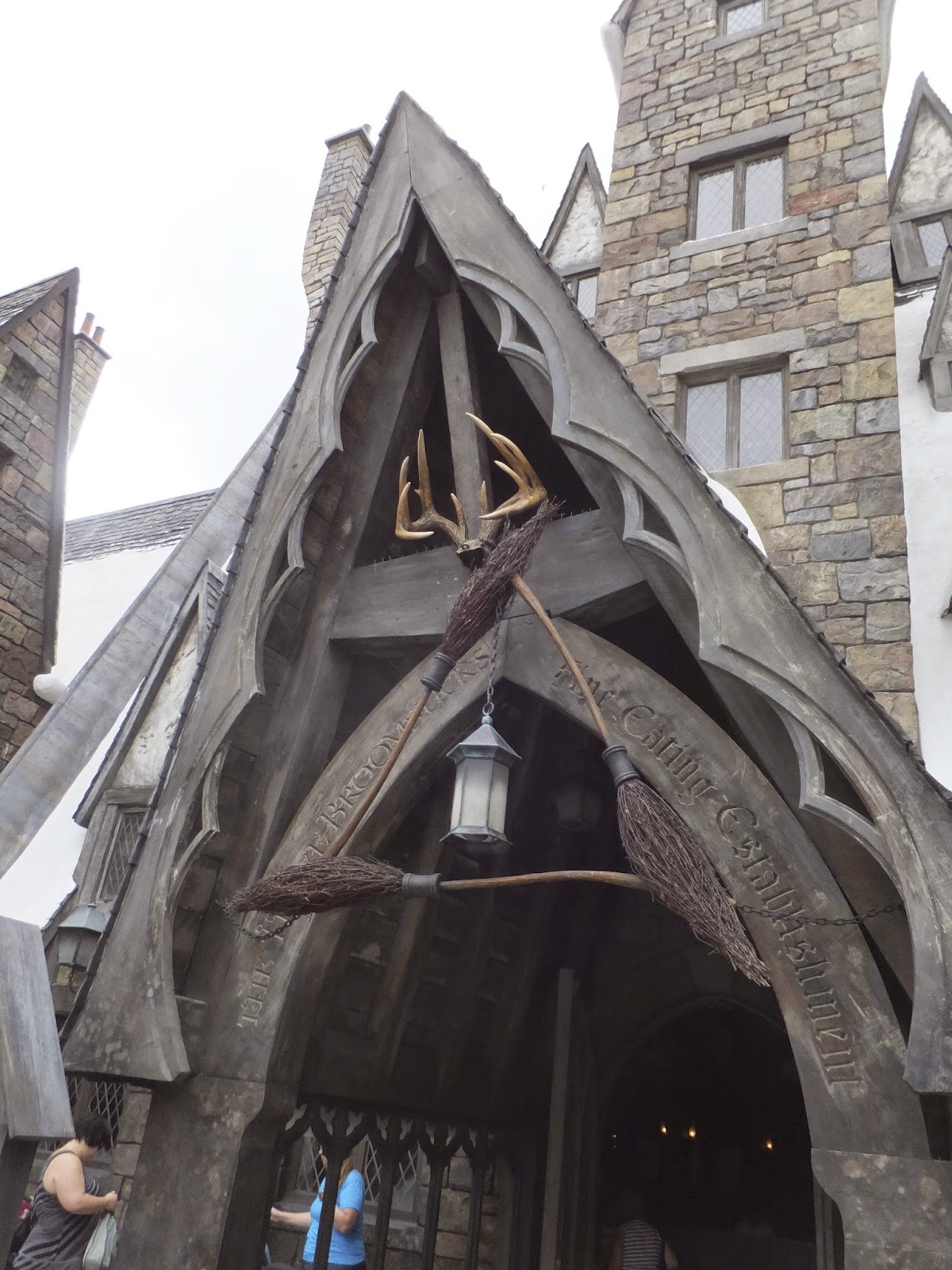 A Crafty Chick Hogsmeade Three Broomsticks