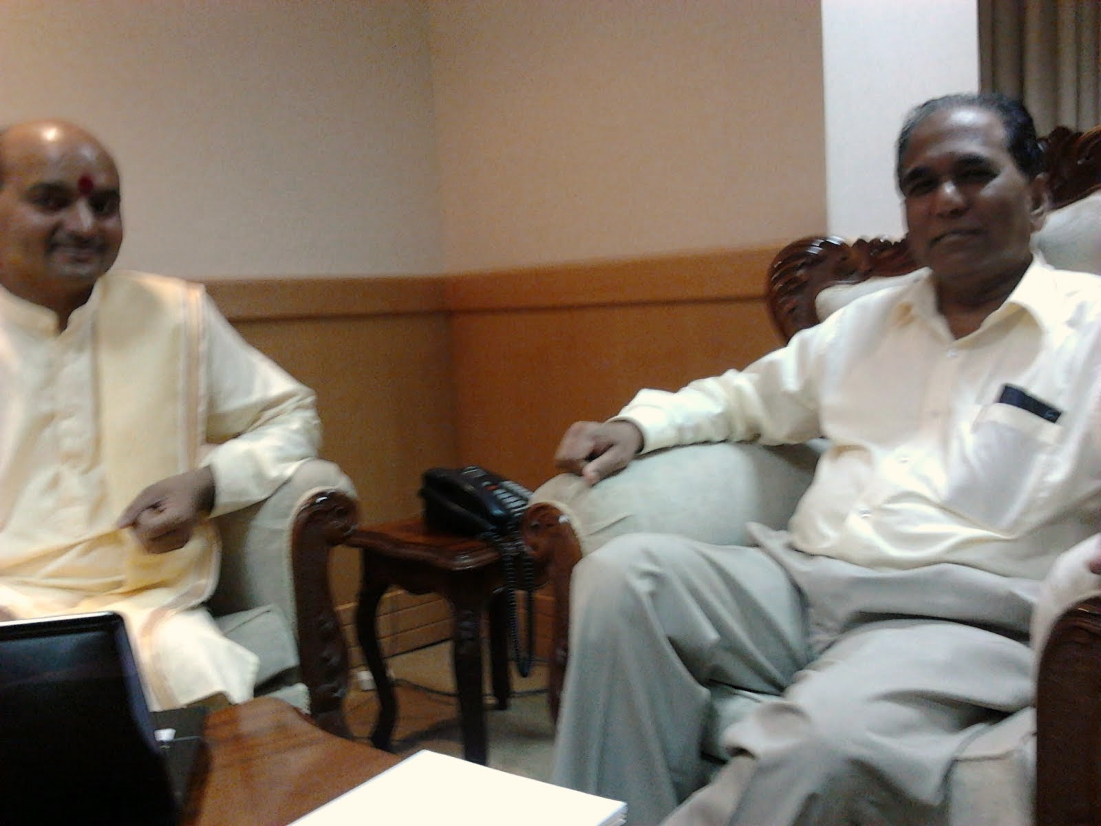 Meeting with The Hon Anil Kumar BACHOO, GOSK, Minister of Public Infrastructure in Mauritius