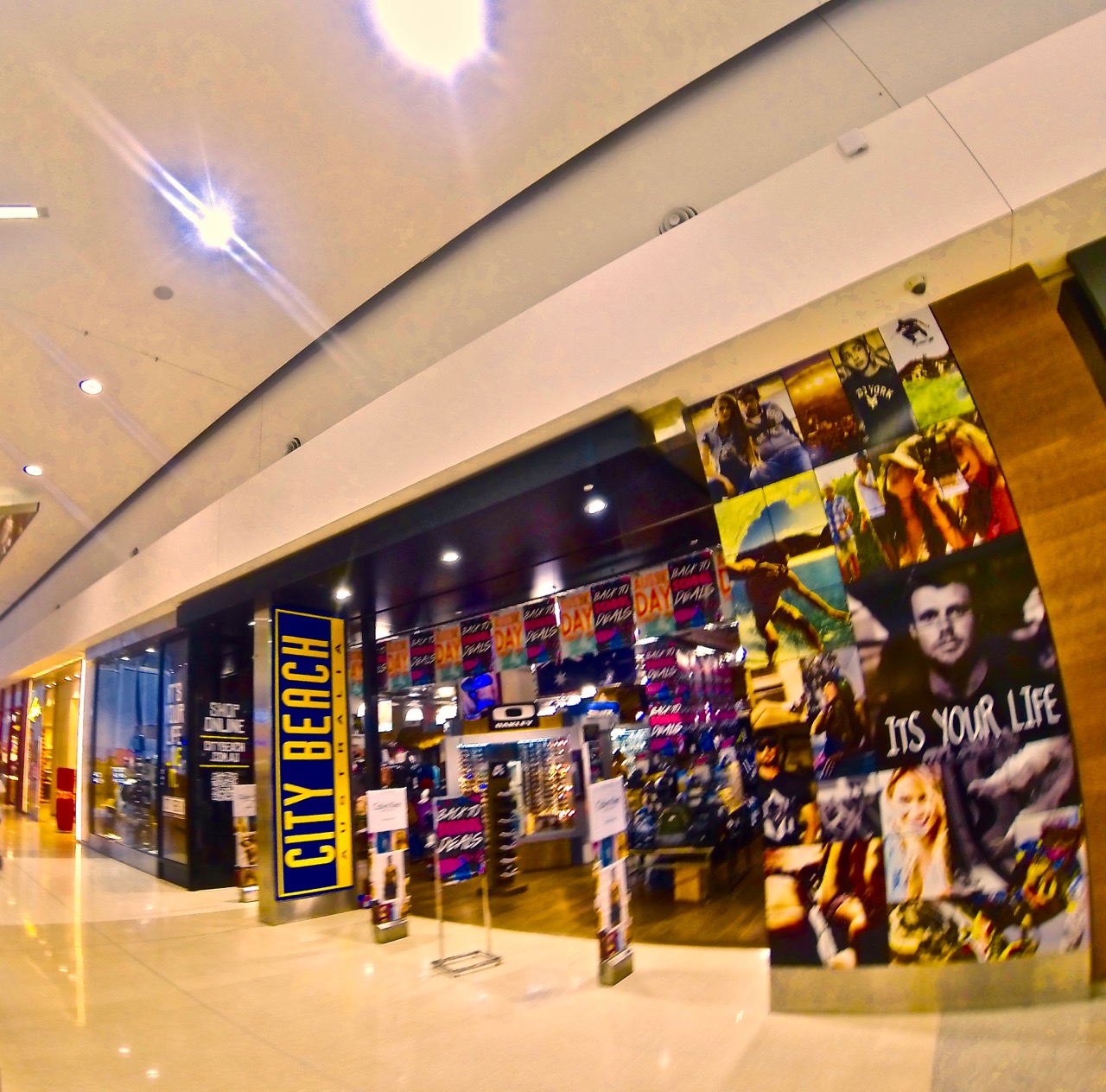 City Beach Robina Town Centre