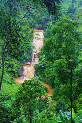 Air terjun antara Surade ke Kiara Dua Air terjun antara Surade ke Kiara Dua