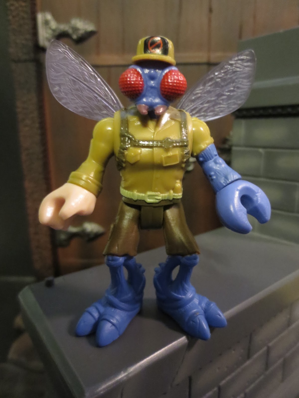 Action Figure Barbecue Action Figure Review Fly from Imaginext Collectible Figures Series 5 by