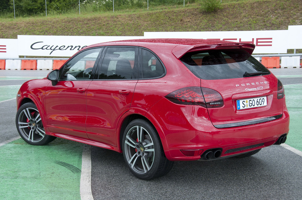 Порше Кайен GTS