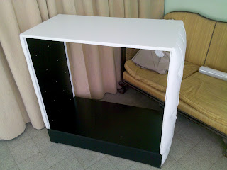 Perchero mostrador para local - Decorarce: Mobiliario para Locales y Hogar