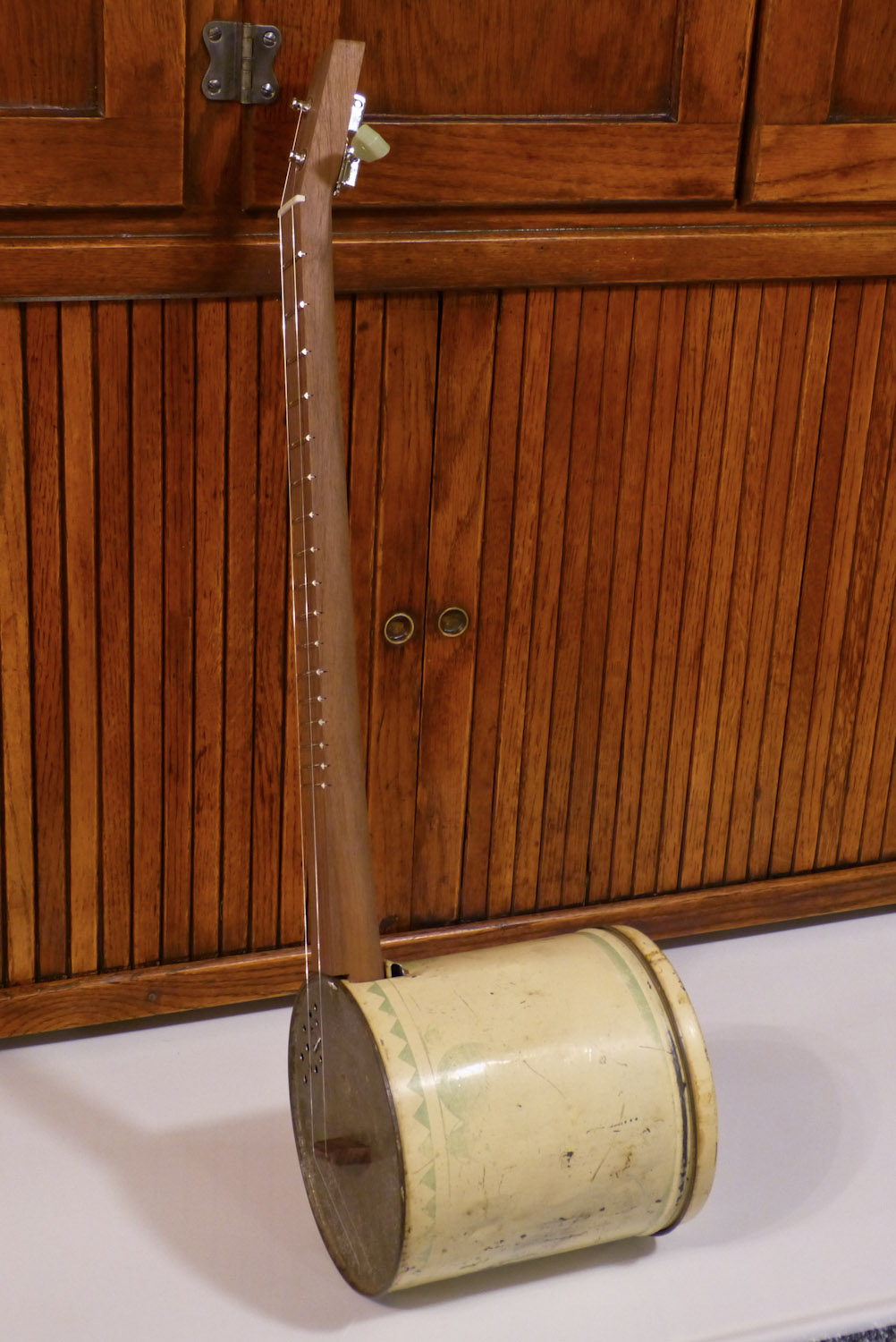 2017 TwoString TinCan Fretted Reverb Fiddle