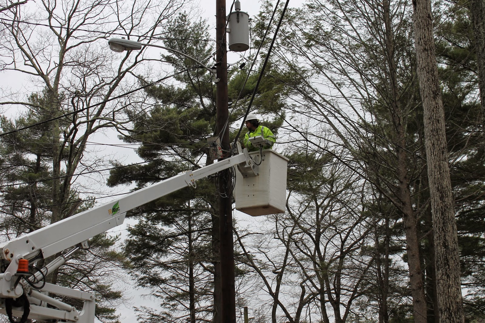 My Northwest Rhode Island Fire destroys multiple homes on waterfront