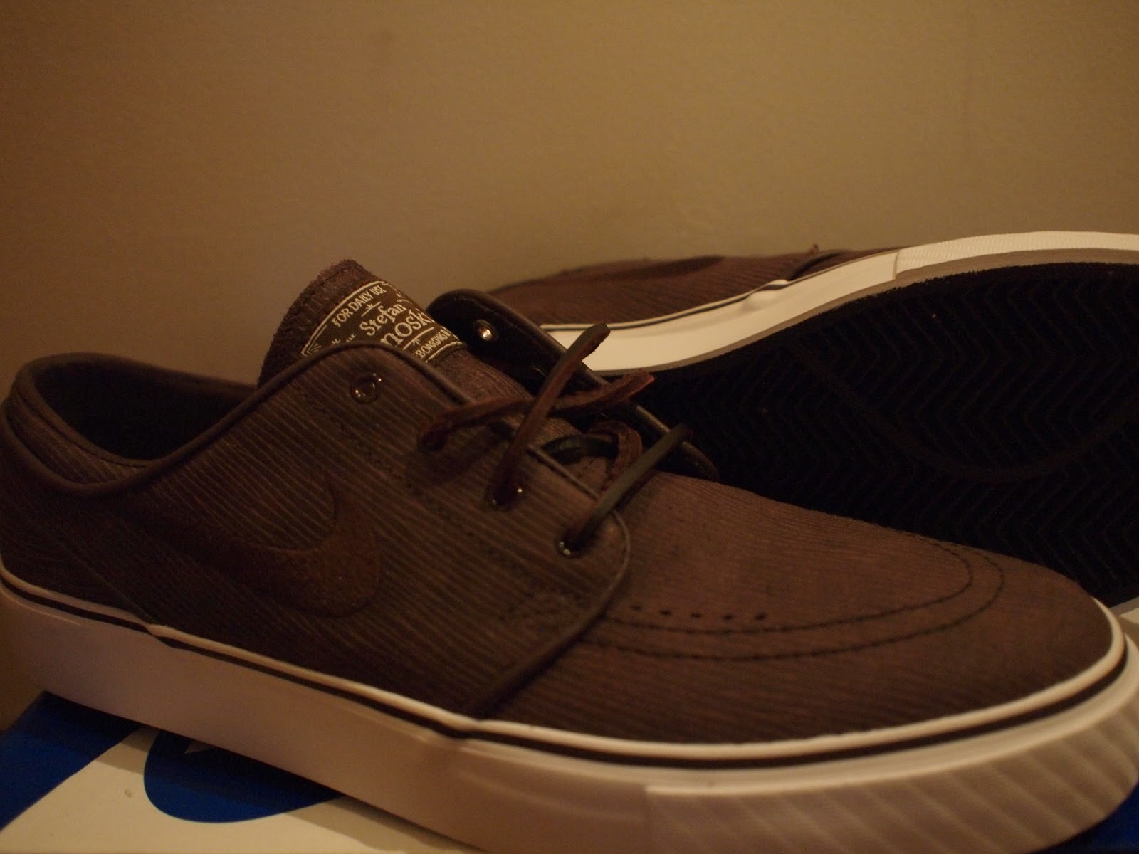 Nikeバカ一代(JUST WRITE IT): NIKE ZOOM STEFAN JANOSKI PREM