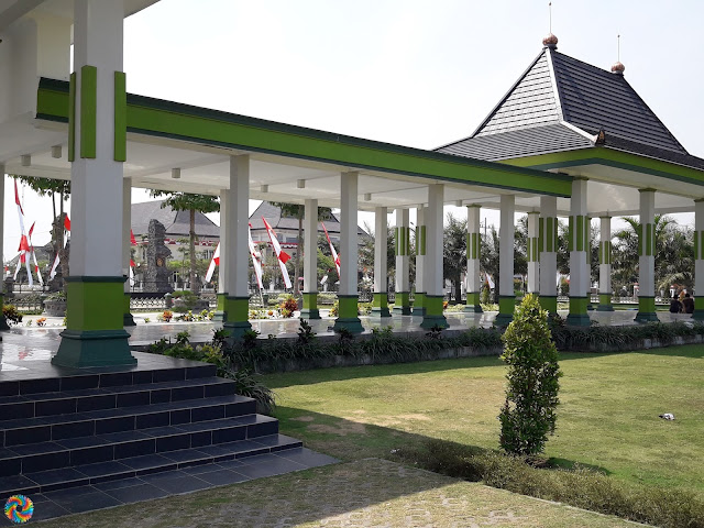 Penasaran Dengan Alun Kota Mejayan Kabupaten Madiun Berikut Penampakannya The Colour Of Indonesia