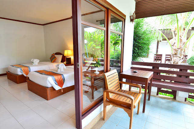 Pool Side Bungalow Book hotel online First Bungalow Beach Resort Chaweng Beach Koh Samui best rate guarantee book the room online cheap hotel