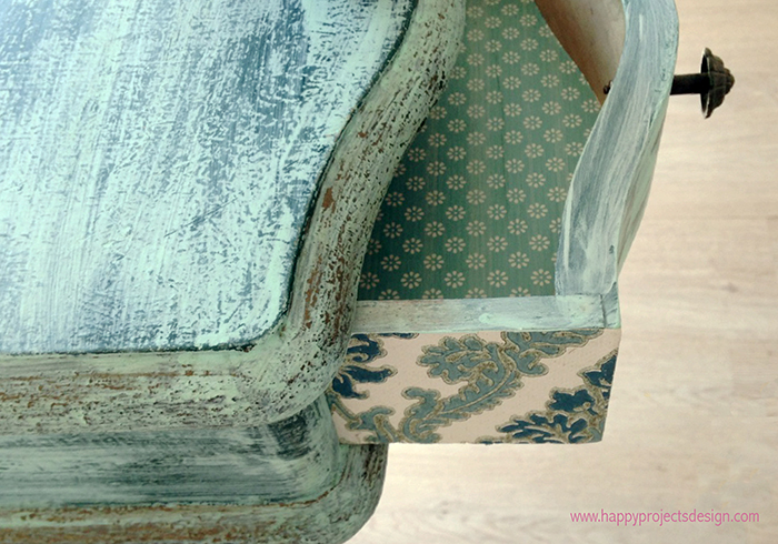 Chalk Paint: mesilla de noche decapada