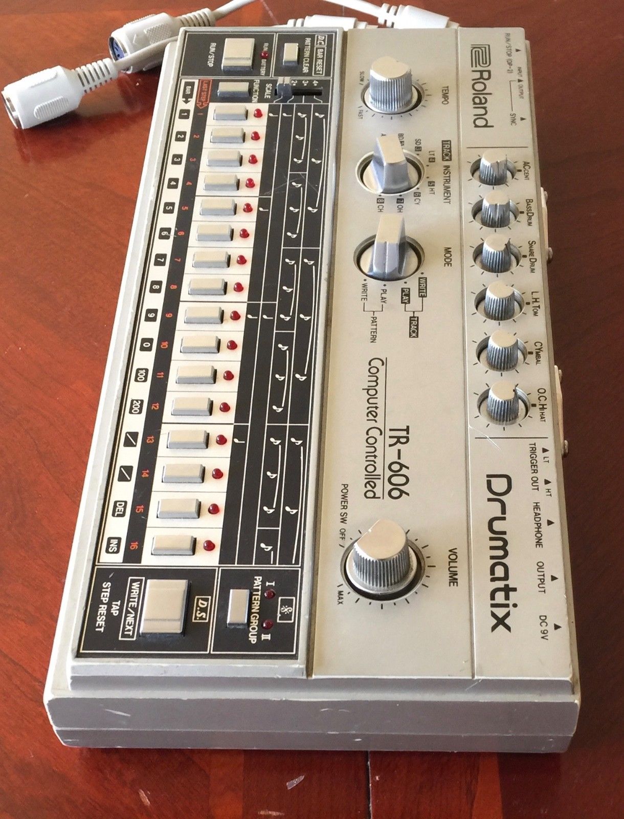 MATRIXSYNTH: Roland TR-606 Analog Drum Machine w/ Quicksilver Mod