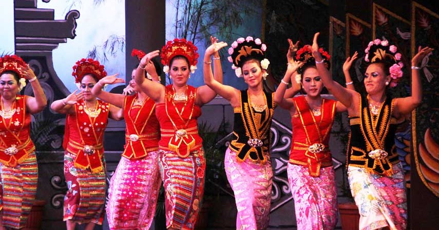 Tari Yapong Tarian Tradisional Dari Betawi Jakarta Cinta Indonesia