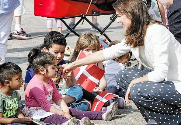 Crown Princess Mary launches anti-bullying programme for nurseries and daycare. Style royal, new dress, fashion new summer dress