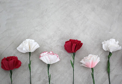 Hoa cẩm chướng bằng giấy nhún