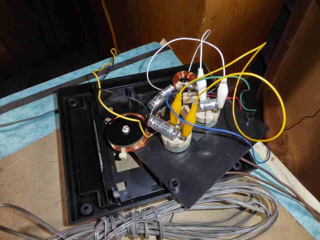 Horn-Loaded Speaker System - KLH CL-3A Crossover Network Horn-Loaded Speaker System - KLH CL-3A Crossover Network