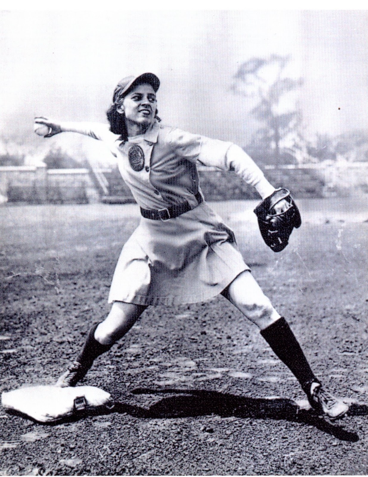 What Event Led To The Start Of The Womens Baseball League ? The