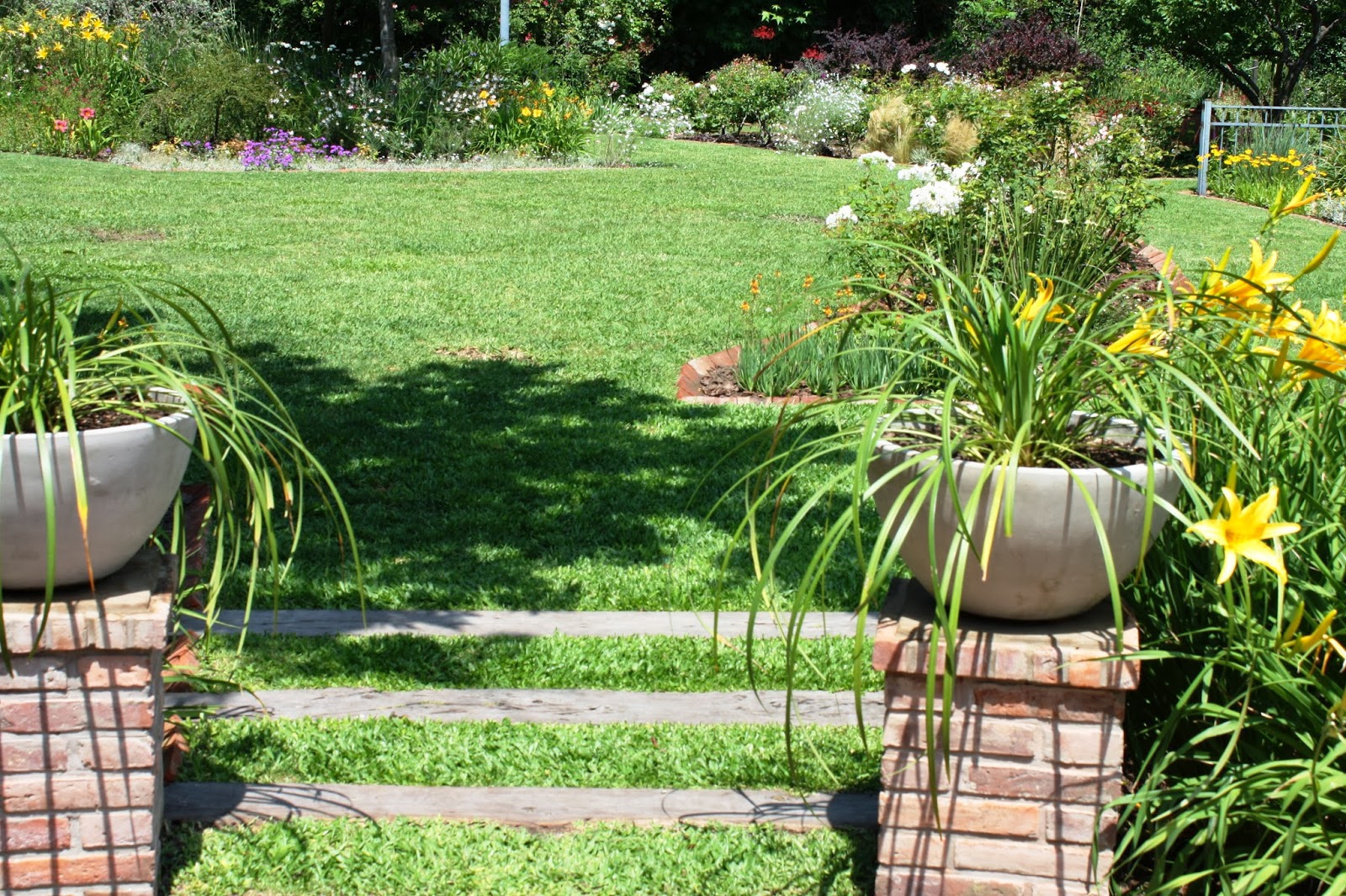 Paula Tarditi - Paisajista,Floricultora,Guía Botánica: Jardín de