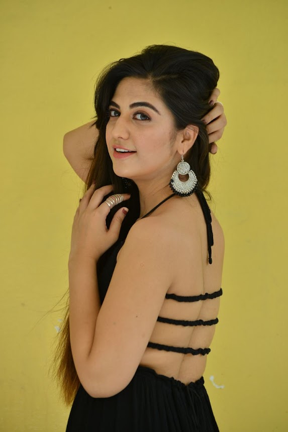 Harshitha Panwar at Bewars Movie Interview