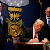 Trump firma nuevo veto migratorio