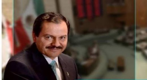 “Con la prepa me alcanzó y quiero ser gobernador”, dice diputado que propuso renovación de célula. “Con la prepa me alcanzó y quiero ser gobernador”, dice diputado que propuso renovación de célula.