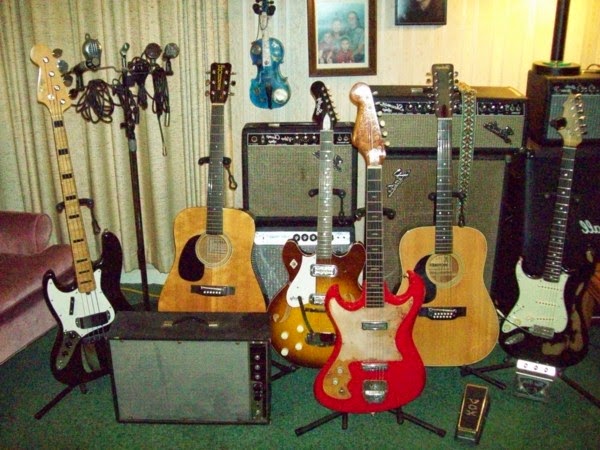 Vintage guitars designs!