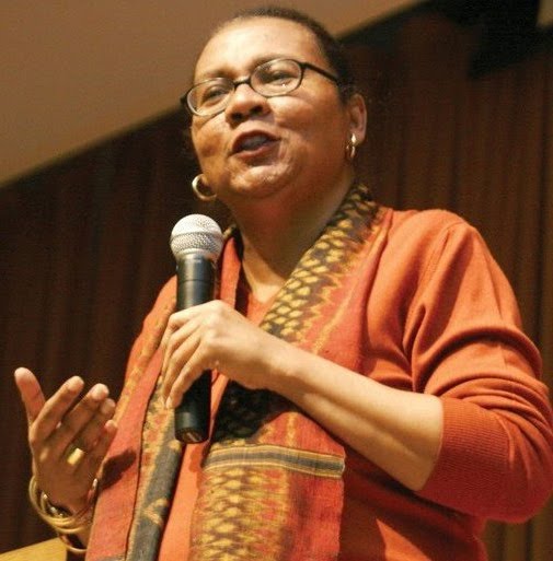 the reflecting pool bell hooks I'll meet you at the crossroads