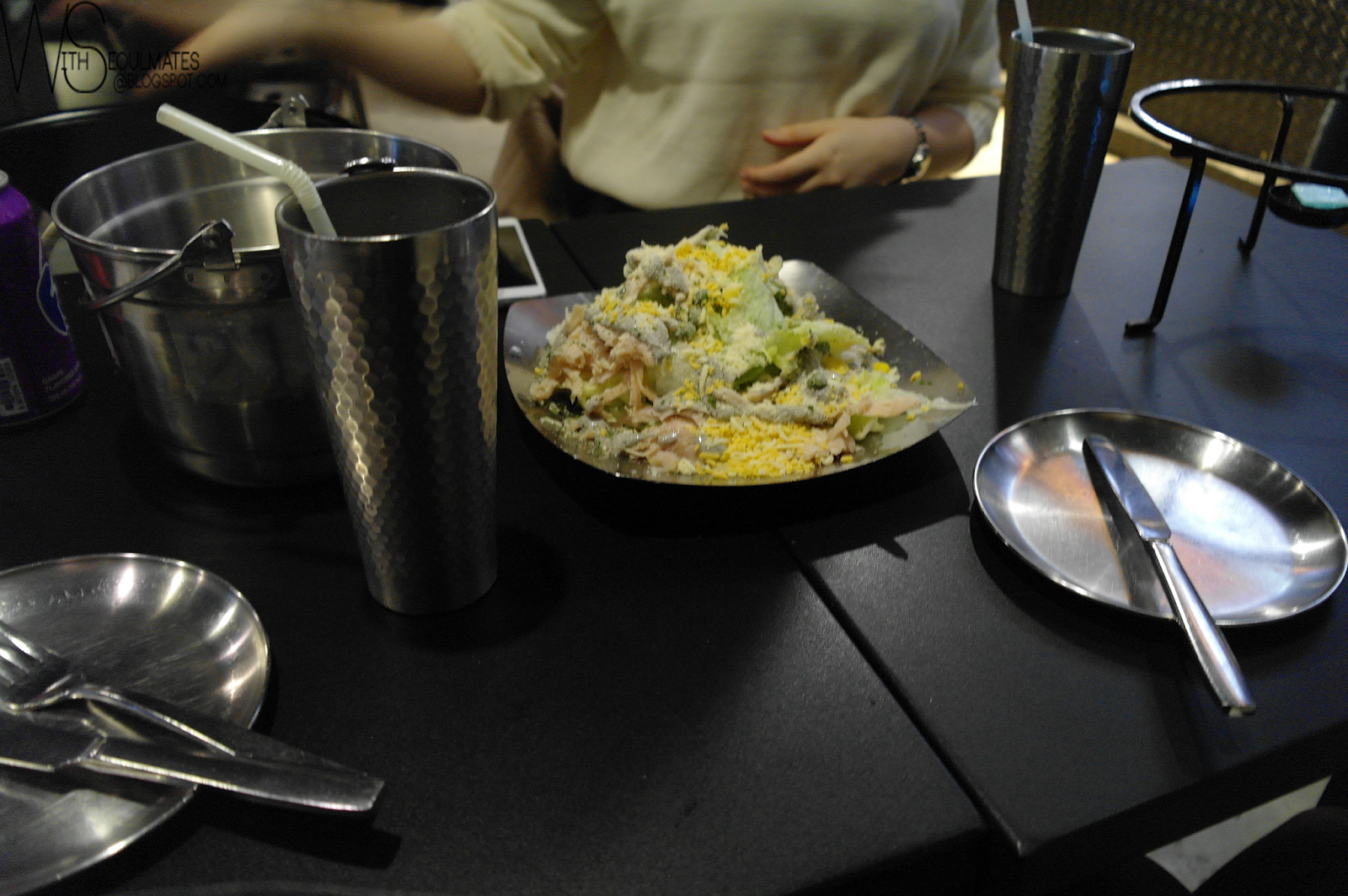 Restaurant Jame's Chicago pizza WITH SEOULMATES