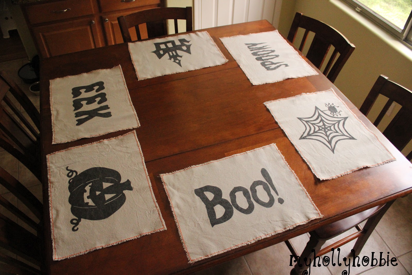 Holly's Hobbies: Craft Group: Halloween Placemats