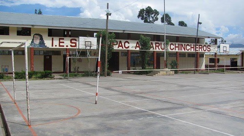 Colegio TUPAC AMARU - Chincheros