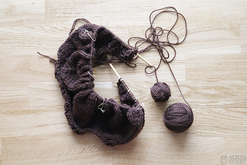 Miette, koftstickning av Alicia Sivertsson.