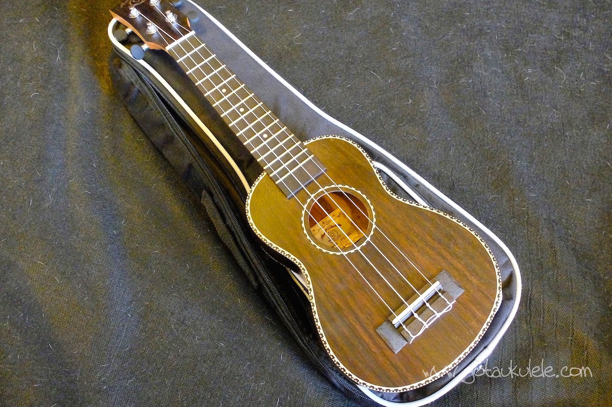Snail UKS-220 Rosewood Soprano ukulele 