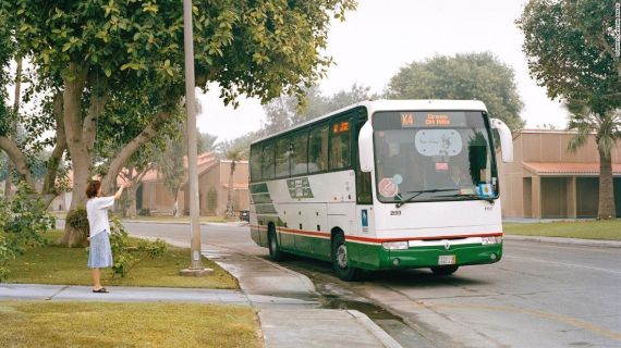 ما لا تعرفه عن كاليفورنيا “السعودية”.. حيث النساء بتنورة قصيرة والخمور المتاحة بسهولة ! 