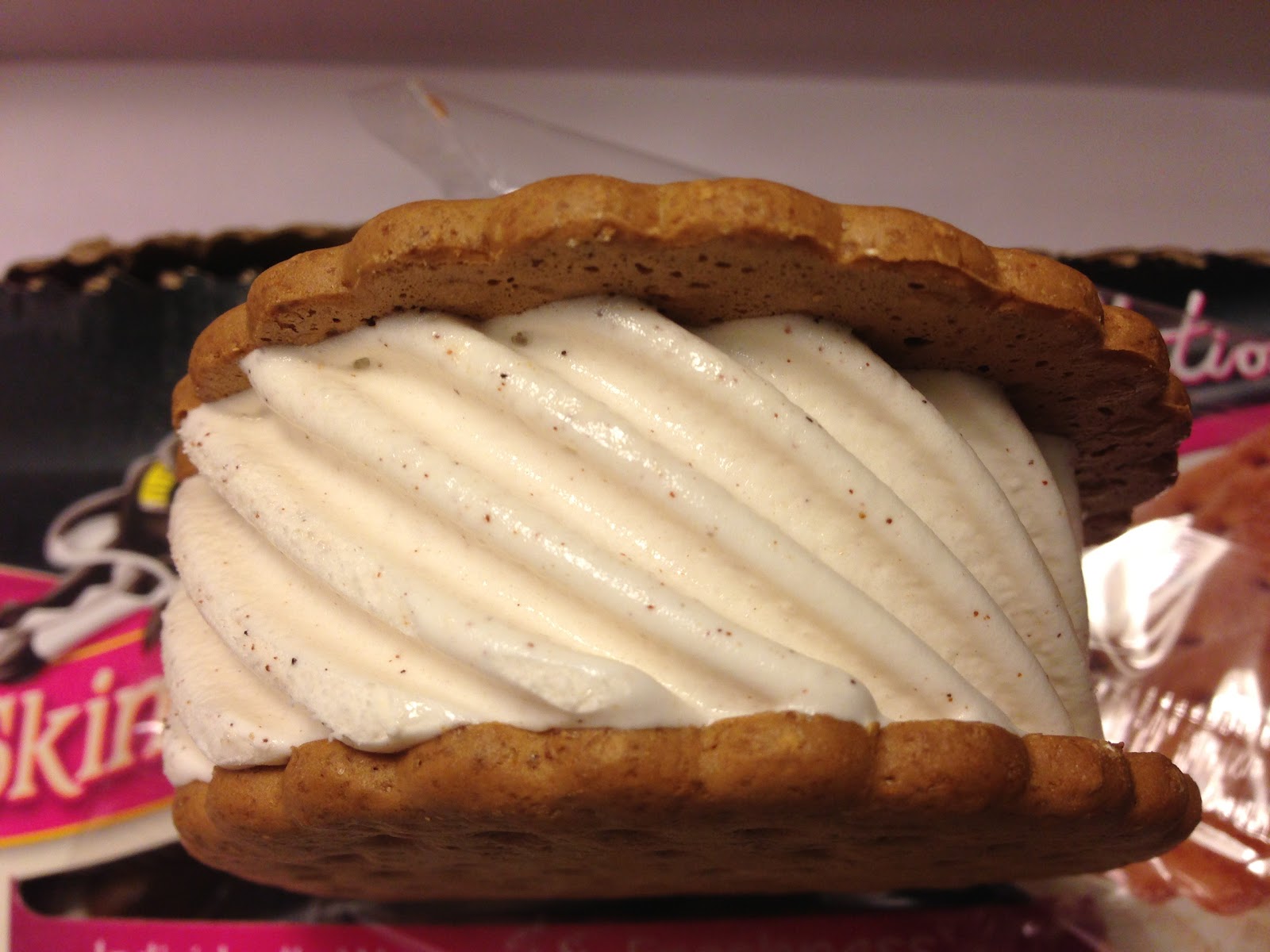 Crazy Food Dude Review Skinny Cow Snickerdoodle Low Fat Ice Cream