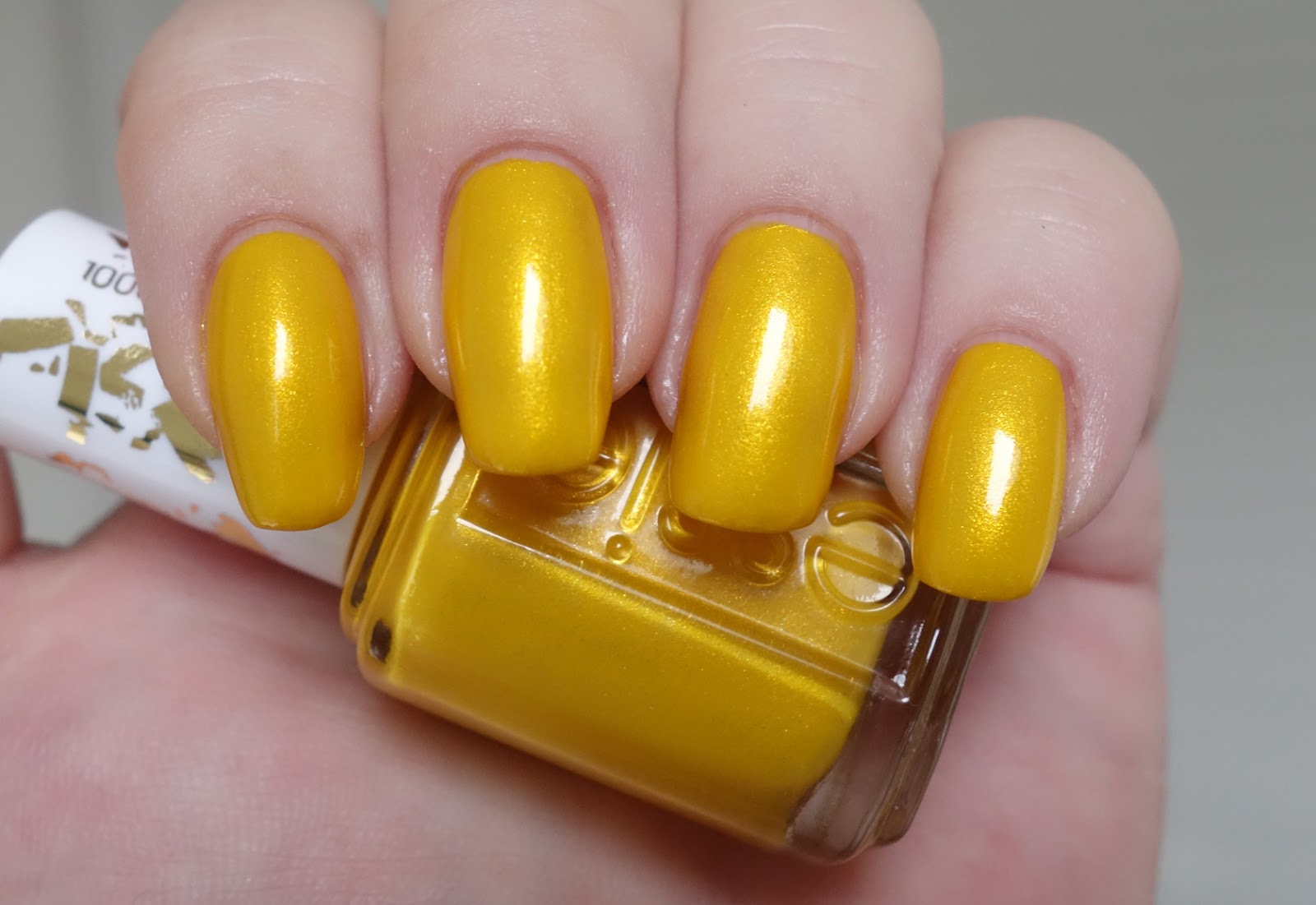 Lacquer Slacker Liz Essie Aim to Misbehave