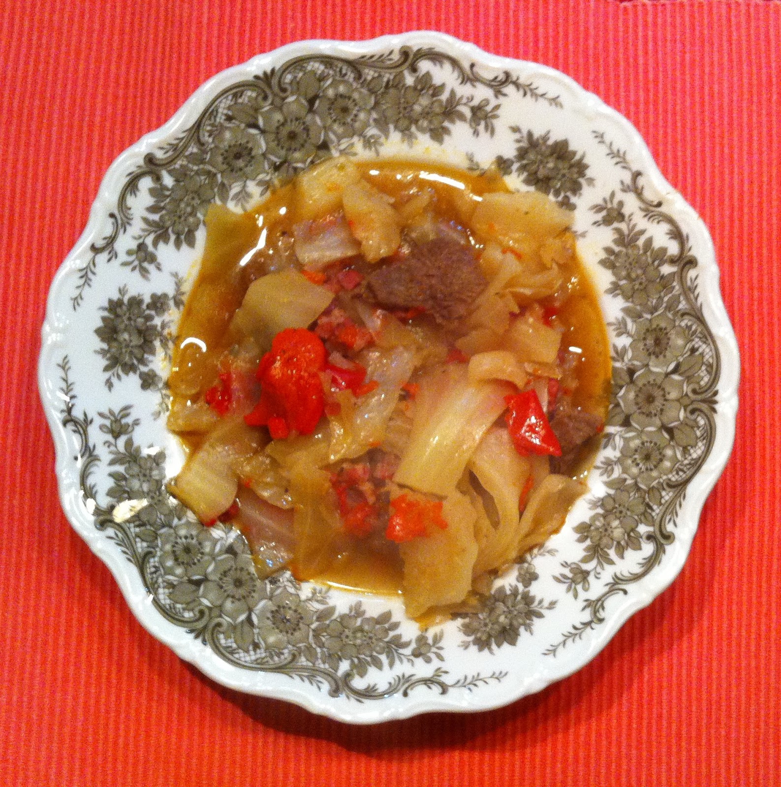Wessels low carb Welt: Weißkohl-Eintopf mit Rindfleisch