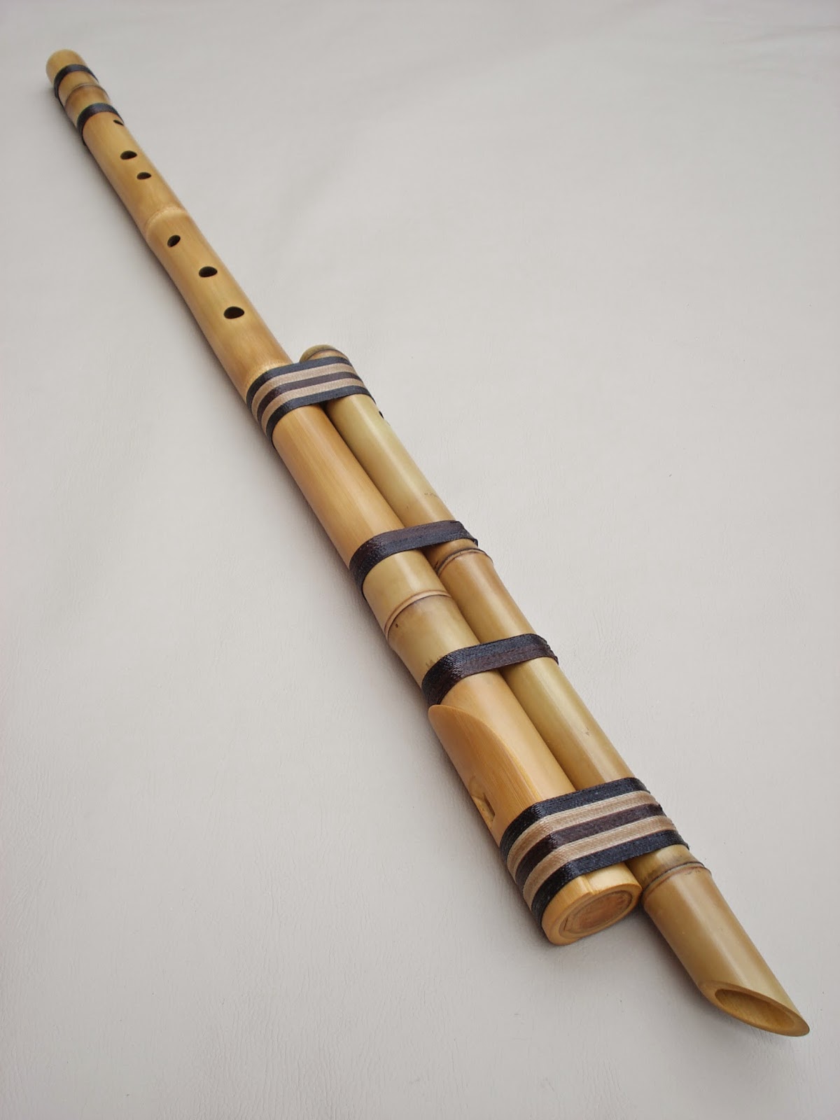 Kaypora: FLAUTA ESTILO MOSEÑO