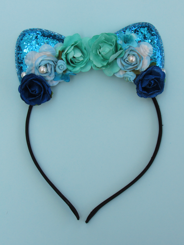 Valentina Vaguada: cat ears, glitter cat ears, birthday party, kitty birthday party, valetosdiy, crafts, DIY, blue