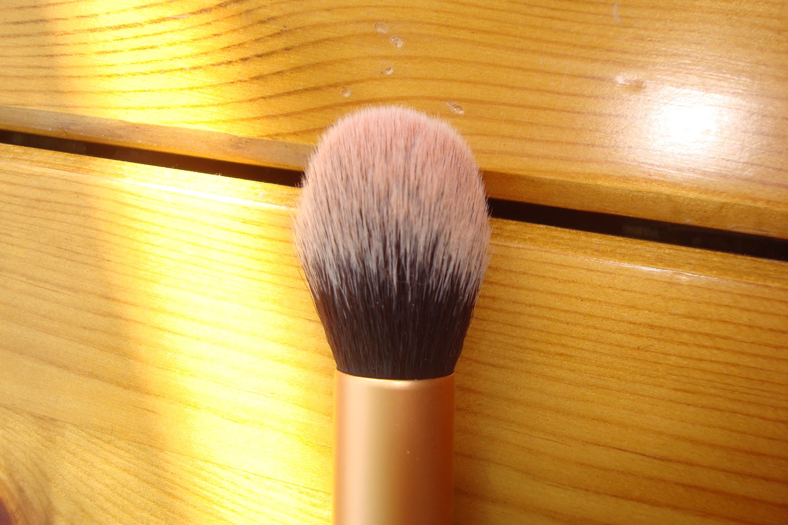 How Shabs Sees It Real Techniques Contour Brush Review So much more