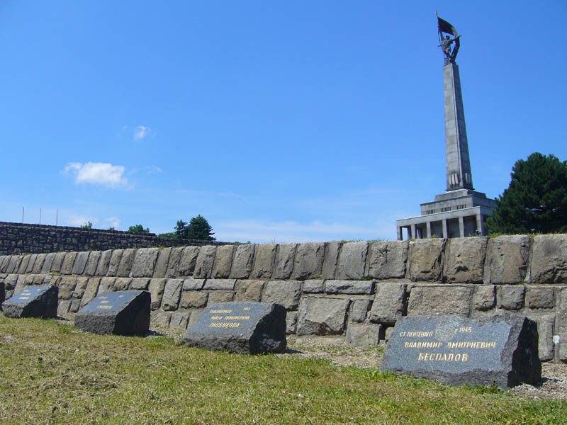 Slavín pamätník obetiam druhej svetovej vojny
