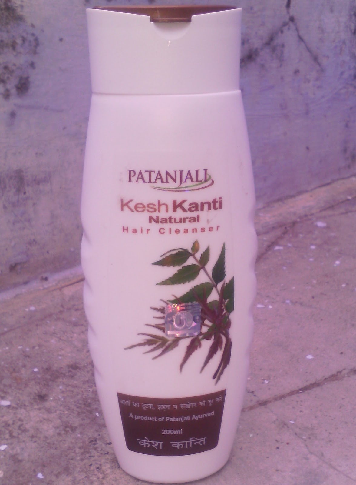 SKIN AND HAIR HOME PATANJALI KESH KANTI NATURAL SHAMPOO REVIEW