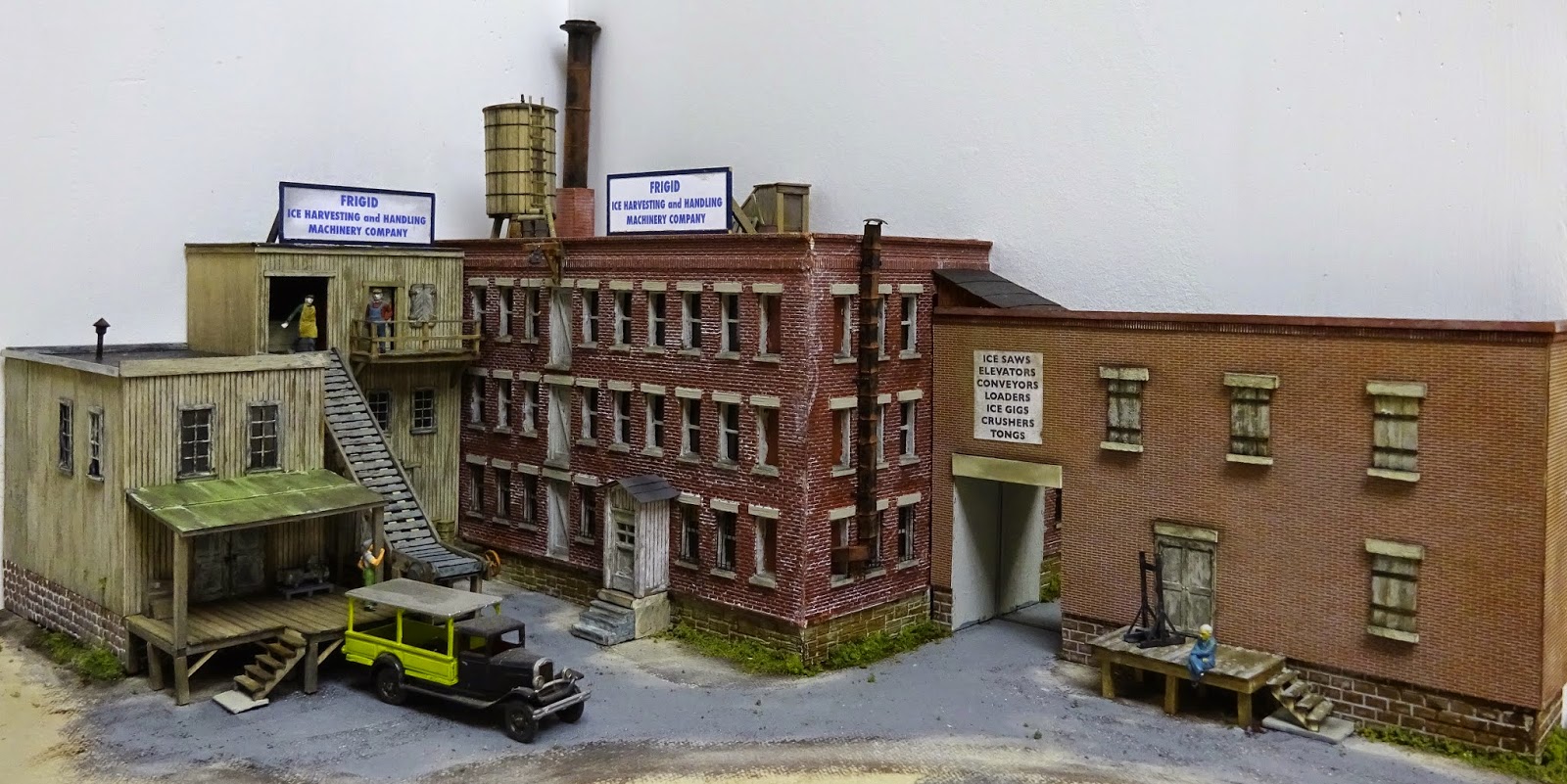 Model Railroad Minutiae Ice machinery factory installed on layout
