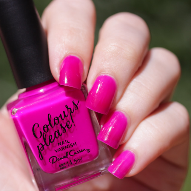 Daniel Cassin - New Fucsia