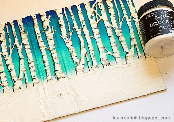 Layers of ink - Birch Forest December Daily Tutorial by Anna-Karin Evaldsson. DIY snow with texture paste.