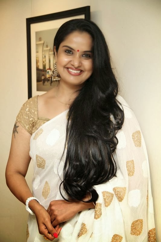 pragathi-at-muse-art-gallery-pics+(6).jp