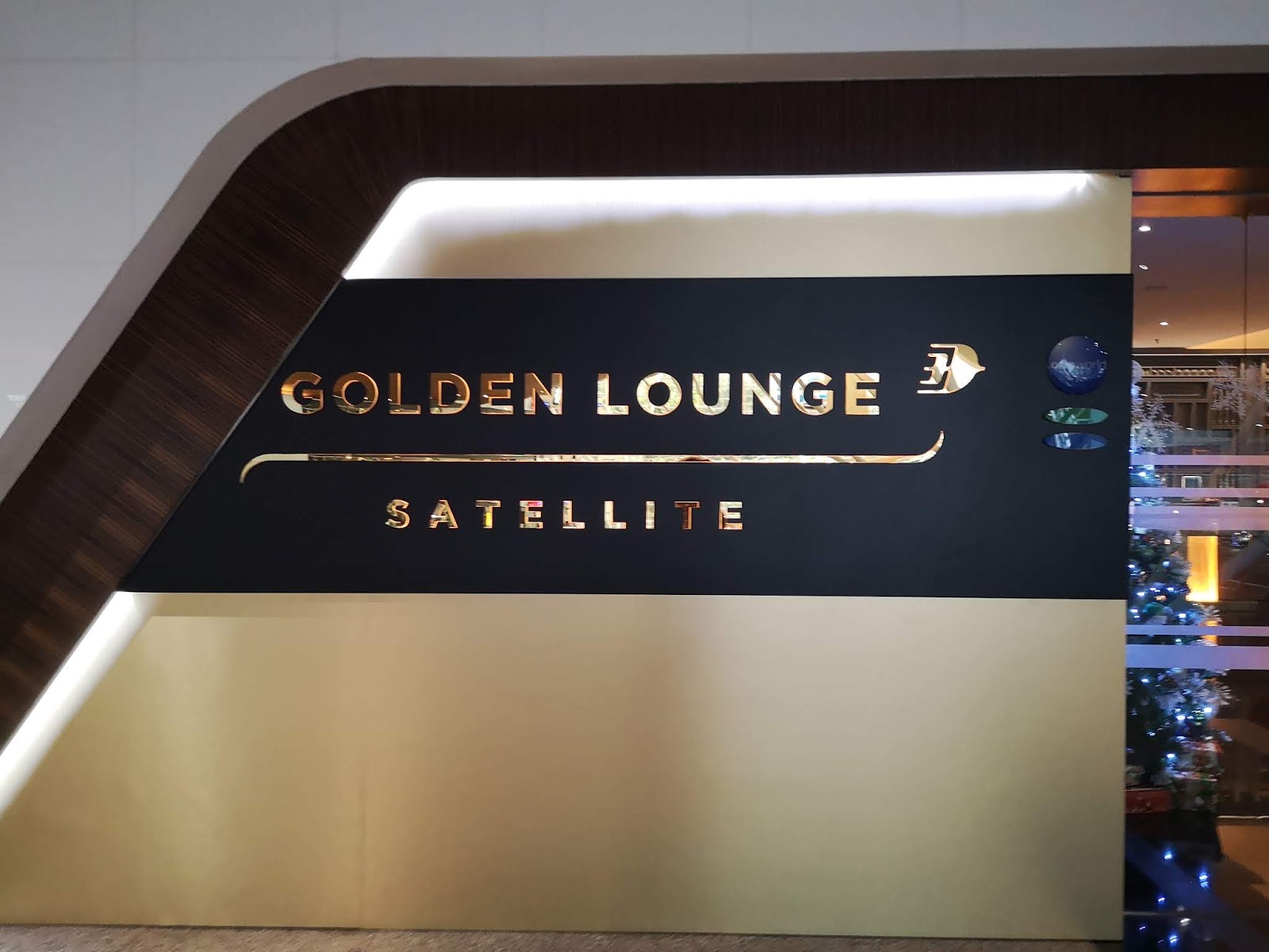 Lounge golden
