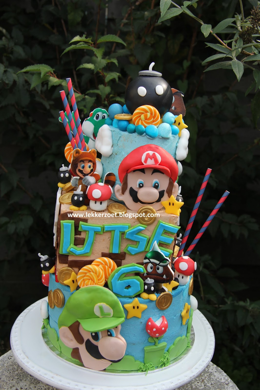 Fonkelnieuw lekker zoet: Mario Bross verjaardags taart Ijtse 6 jaar SN-89