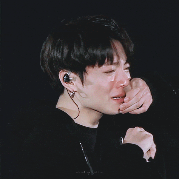 [THEQOO] A BTS le resulta gracioso ver llorar a sus miembros más