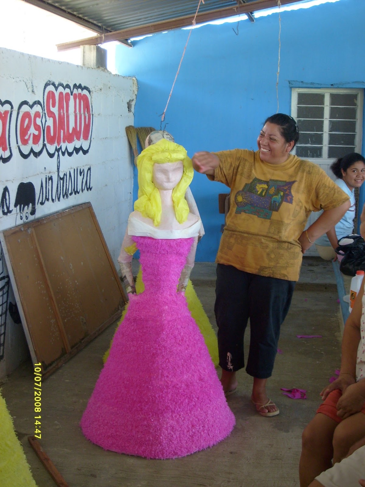 PIÑATAS "CRA" Centro Rotario de Aprendizaje Elaboración de Piñatas