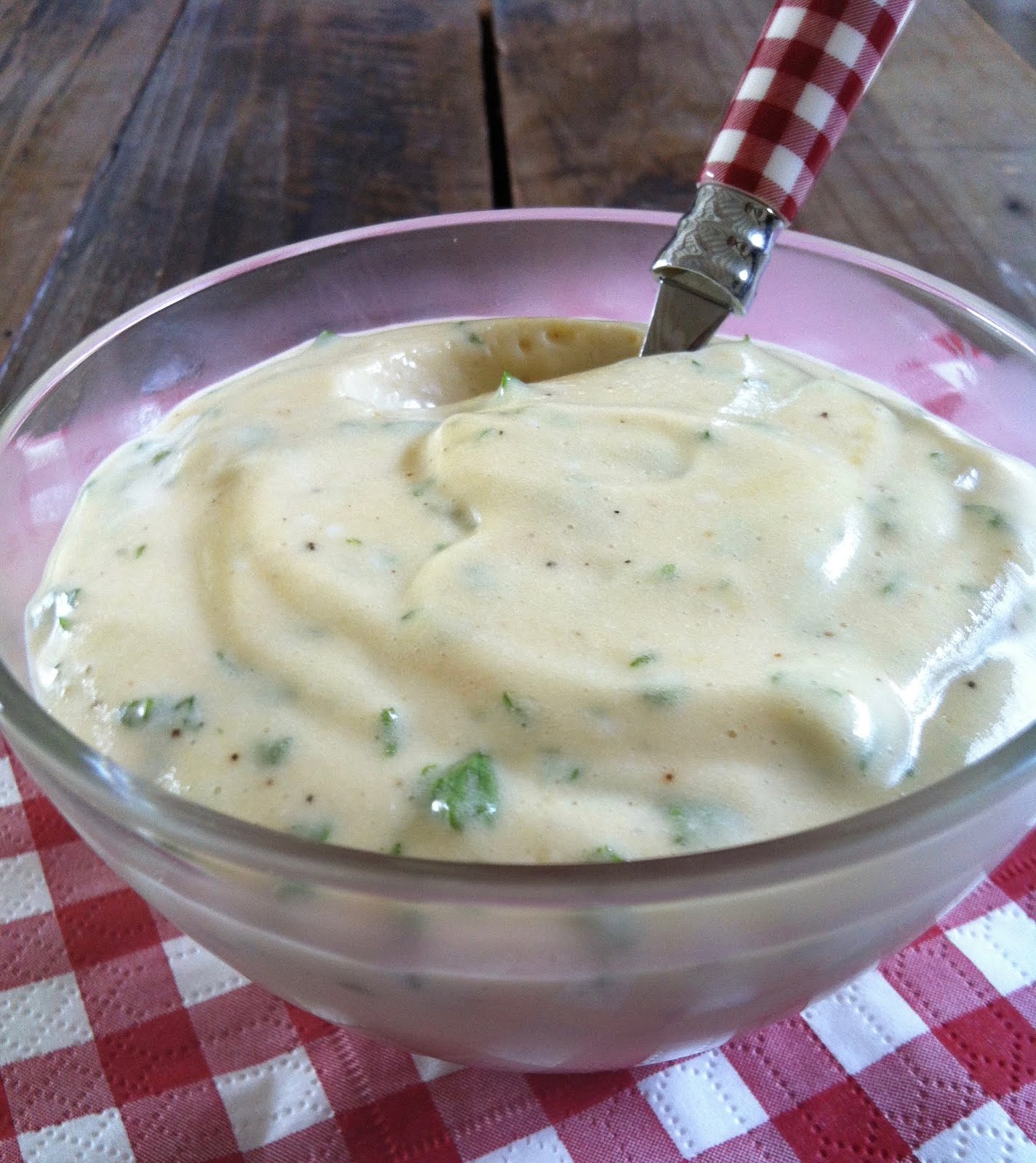 SAUCE MOUSSELINE POUR ASPERGES