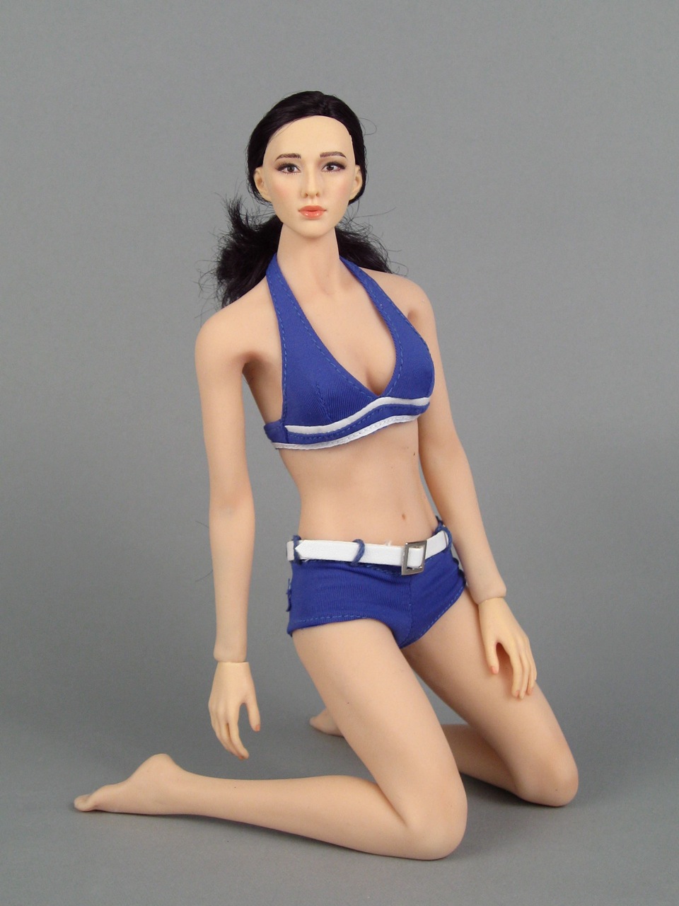 Phicen's Super Flexible Seamless 1:6 Scale Figure with a Stainless